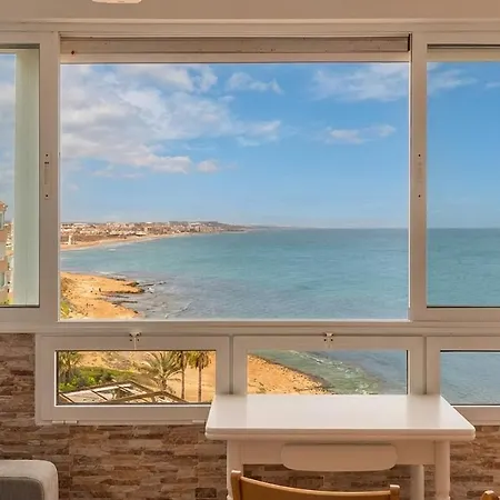 Mediterranean Viewpoint דירה